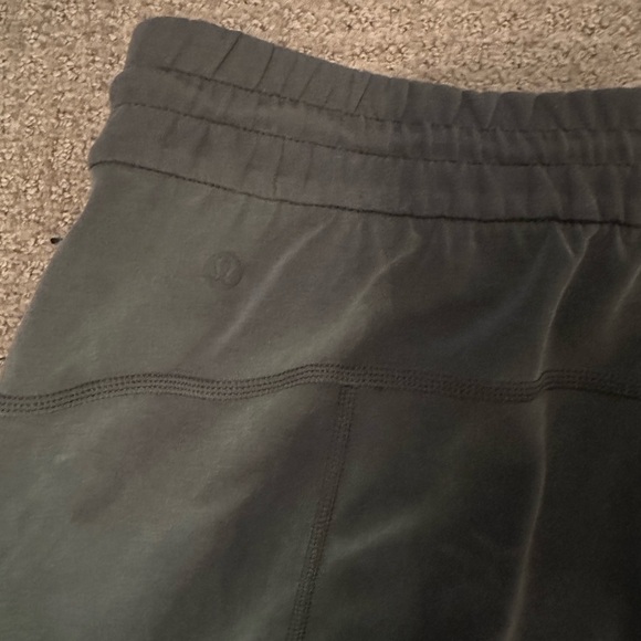 Lululemon softstream HR crop lounge pants - Picture 6 of 6